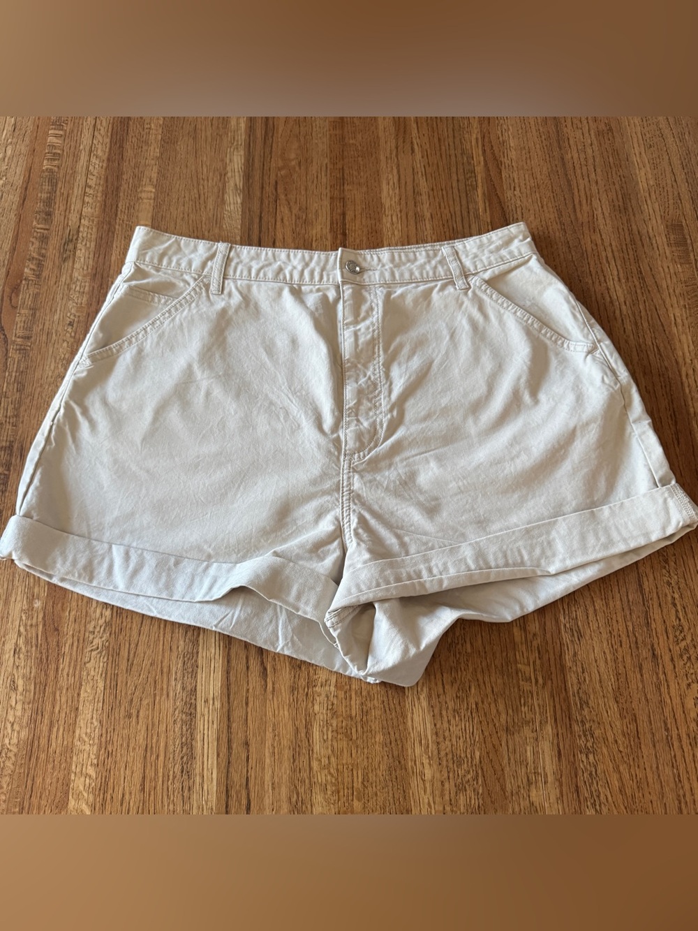 ASOS DESIGN Tall High Waisted Cuffed Shorts in Stone Beige - Size 12